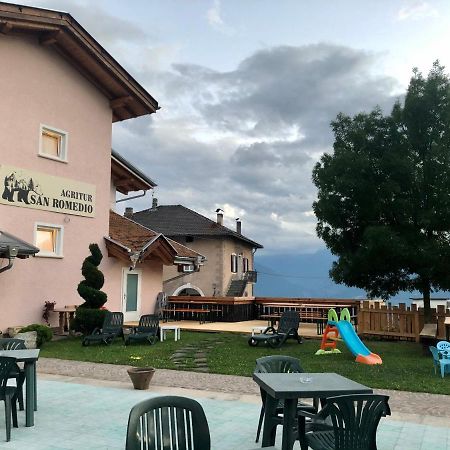San Romedio Agriturismo Romeno Екстериор снимка