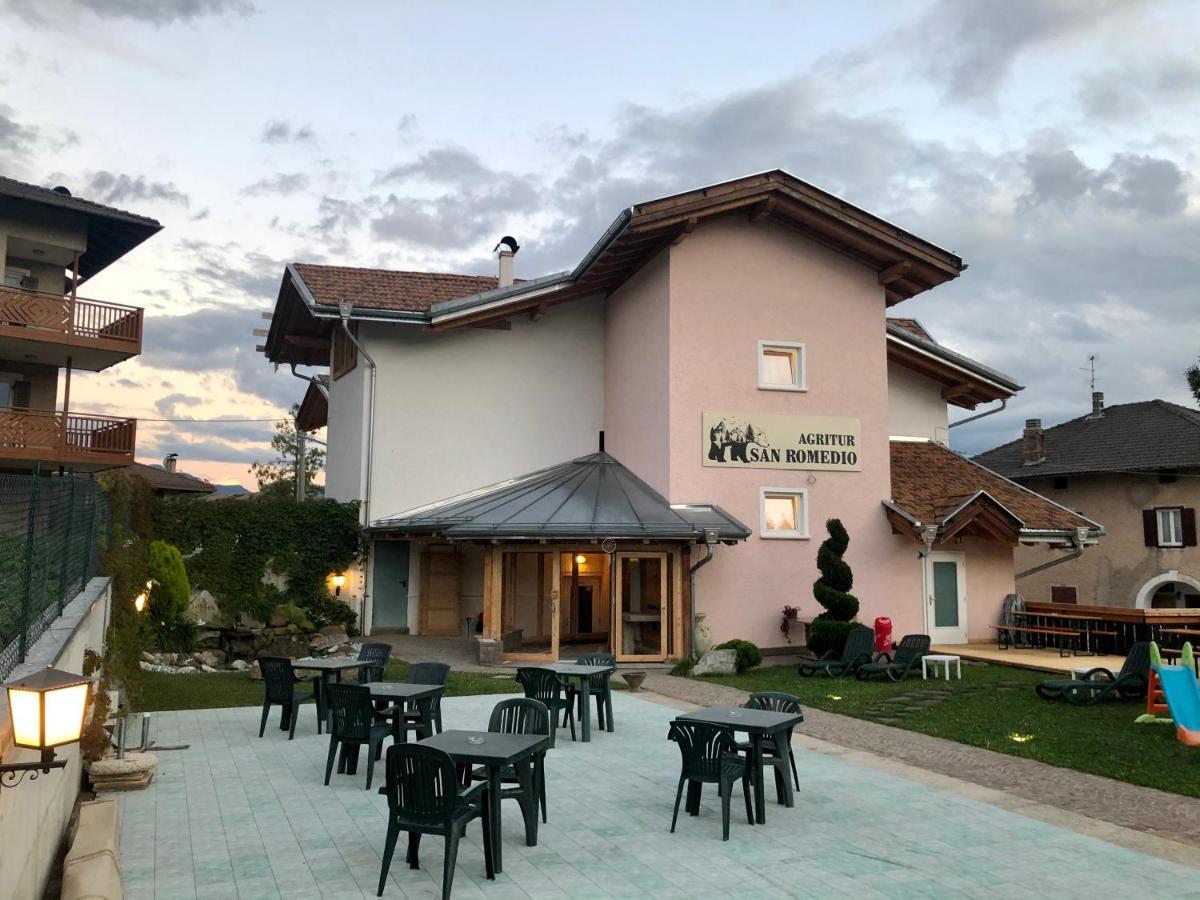 San Romedio Agriturismo Romeno Екстериор снимка